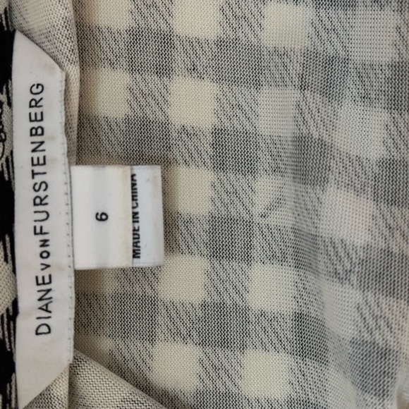 Diane Von Furstenberg Silk Dress - Picture 4 of 14